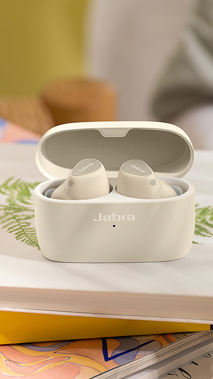 Promo Jabra Elite 5 True Wireless Earbuds with Hybrid ANC