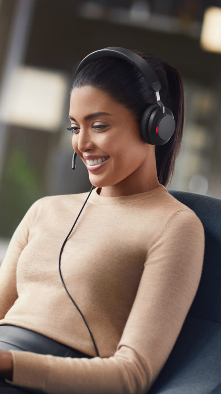 Jabra Evolve2 40 - Engineered to keep you on task. Exceptional audio ...