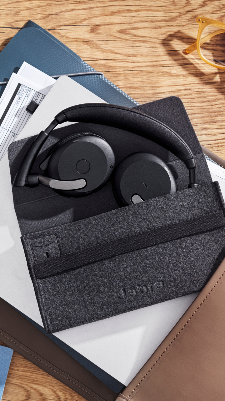 Jabra Evolve2 headset folded into carrying case – perfect design for mobile work