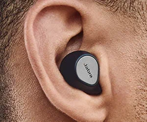 True wireless earbuds with Jabra MultiSensor Voice™