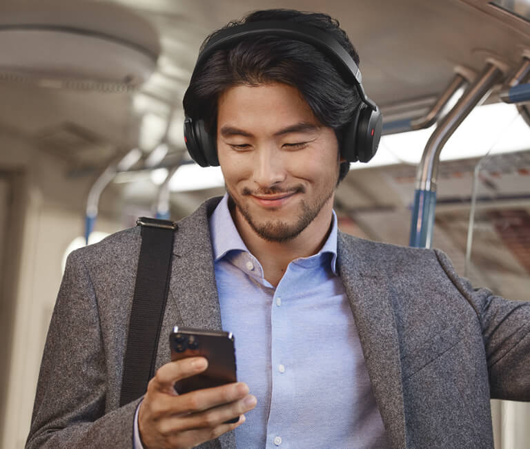 Jabra Evolve2 75 Review: the conferencing headset I never knew I
